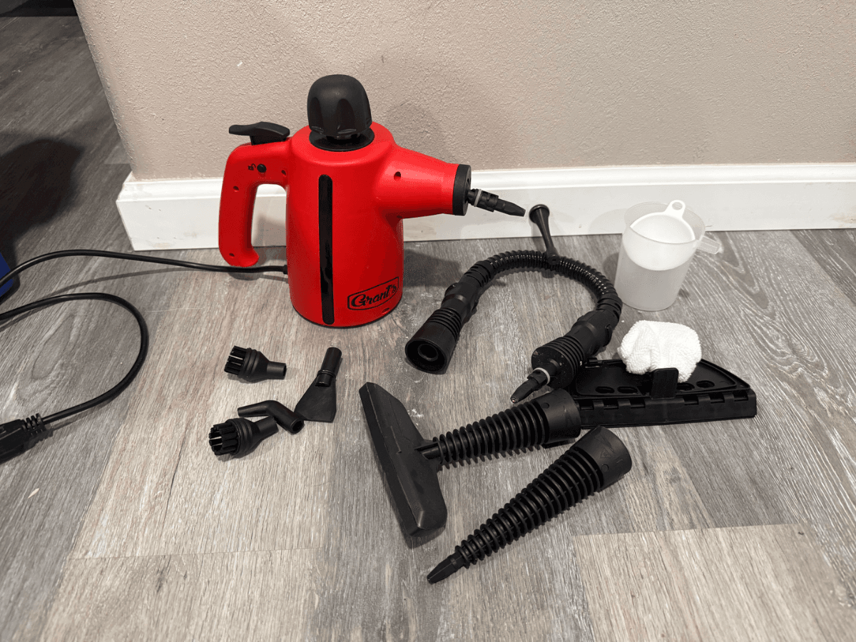 Grant’s Handheld Steam Cleaner